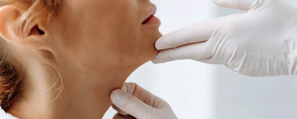 بهترین سن برای ساکشن غبغب